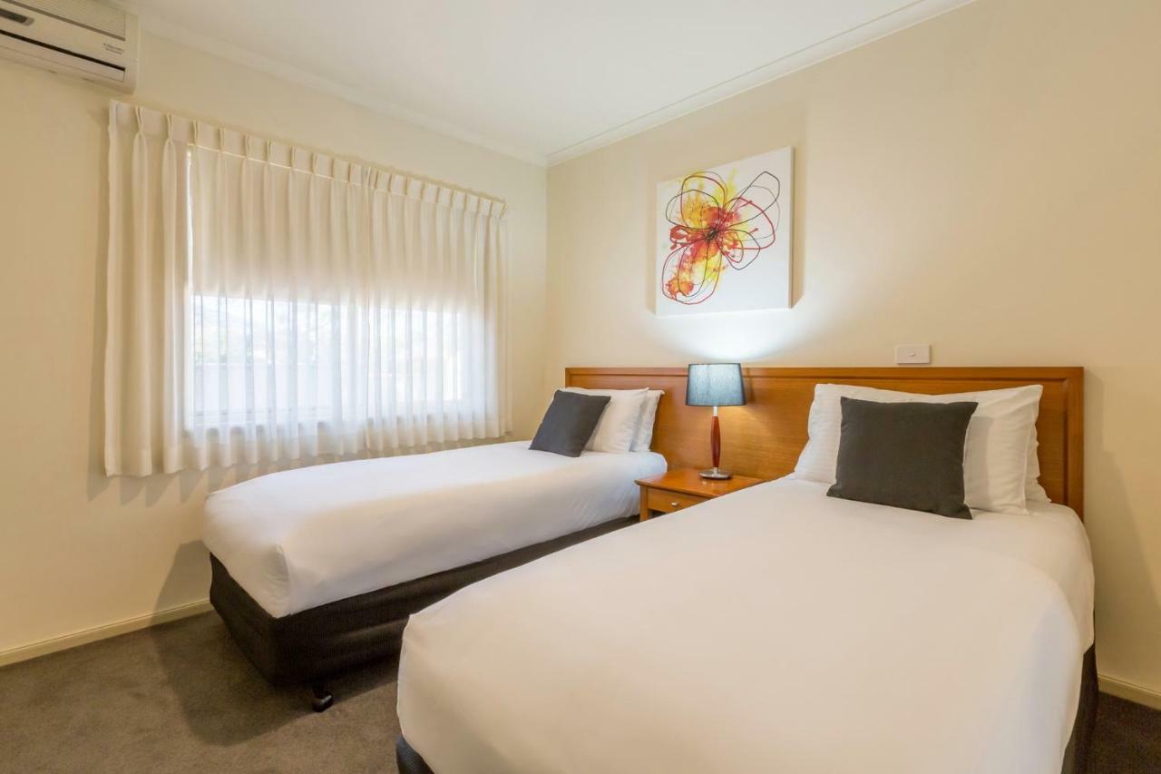 Aparthotel Quest Tamworth Esterno foto