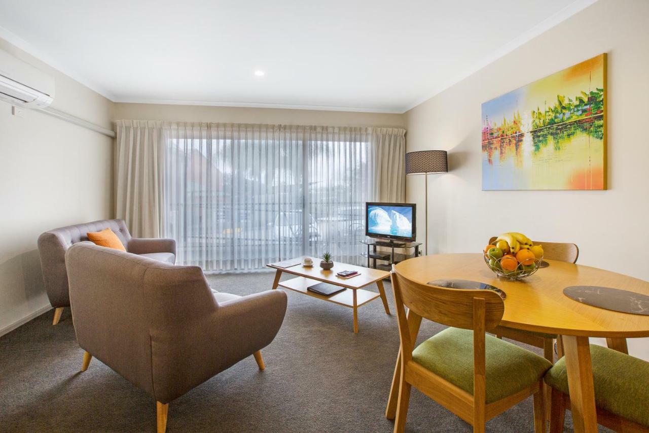 Aparthotel Quest Tamworth Esterno foto